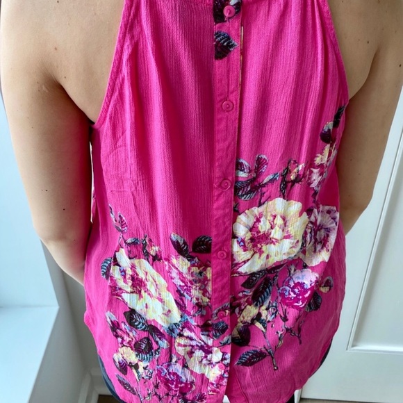 Pink floral button back halter size small - Picture 4 of 8